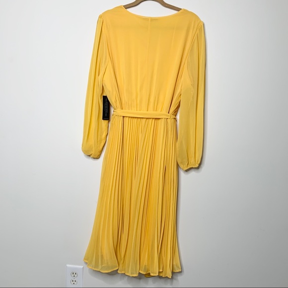 NWT Beauticurve x Lane Bryant Yellow Pleated Midi Dress SZ 18 - Picture 3 of 6